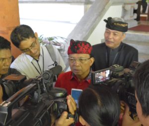 Koster Diwawancara Wartawa