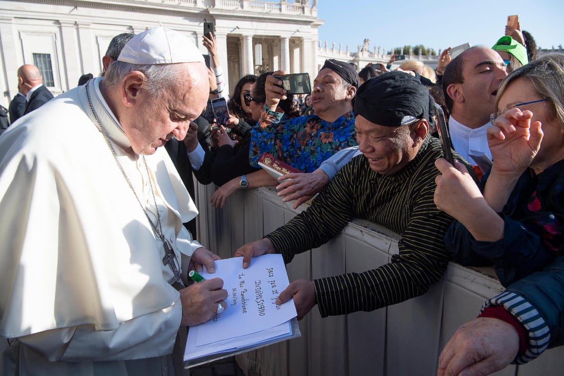 Jelang Pelantikan Presiden, Berkat Damai Paus Fransiskus untuk Indonesia