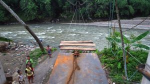 ILUSTRASI Jembatan Gantung