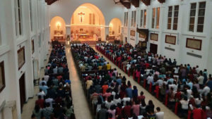 Ilustrasi ibadat di gereja