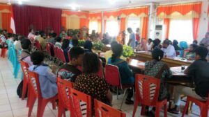 Pertemuan Orang Tua dengan Bu[ati Anton Hadjon