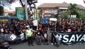 02393 Badung Demo Pendukung Jerinx