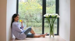 Wanit Menyepi Sendiri