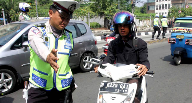 beredar-instruksi-kapolri-soal-biaya-tilang-baru-polisi-hoaks-mj1k53Yit1 (1)