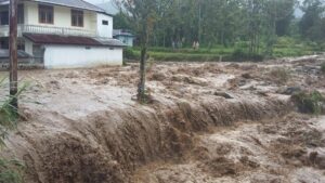 curah-hujan-meningkat-waspada-banjir-bandang-di-sejumlah-daerah-5tkYJLotDy