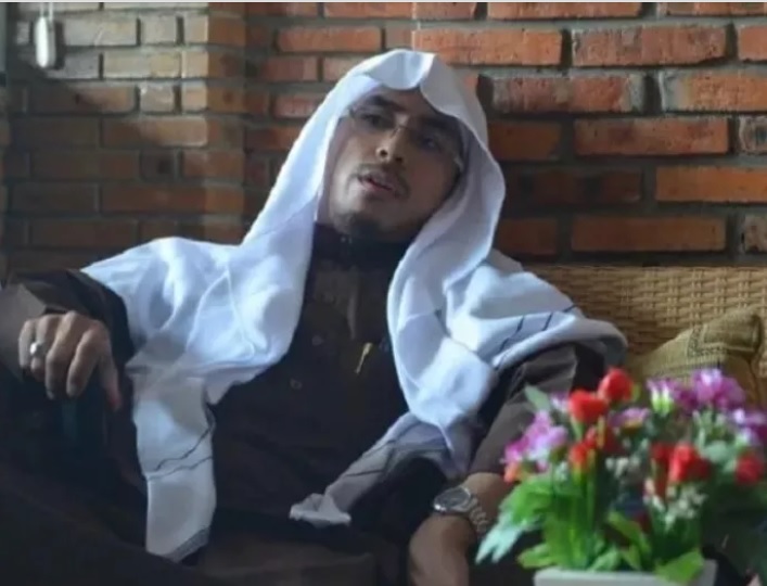 polisi-ungkap-penyebab-ustadz-maaher-meninggal-dunia-ZgdhVsW2Nb