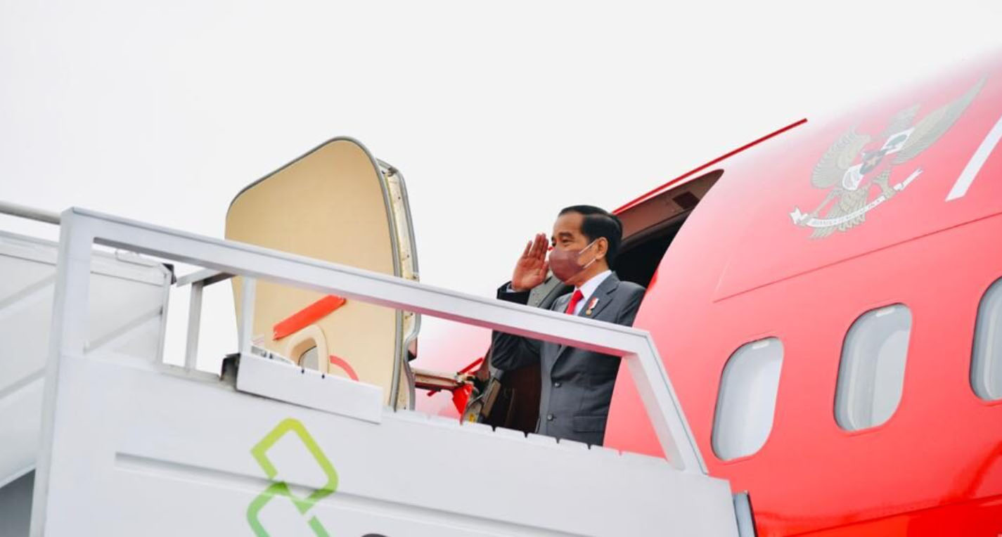 Presiden Joko Widodo bertolak menuju Provinsi Jawa Barat, dalam rangka kunjungan kerja, pada Senin, 17 Januari 2022