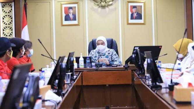 Menaker Ida bertemu dengan perwakilan buruh membahas soal aturan JHT