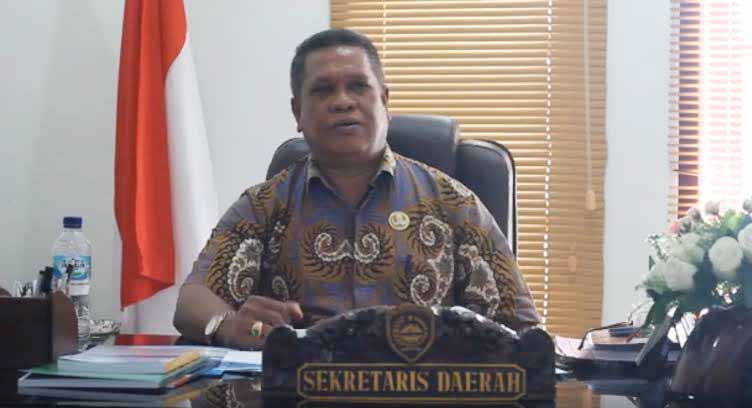 Sekda Kabupaten Maluku Barat Daya Drs. A Siamiloy, M.Si