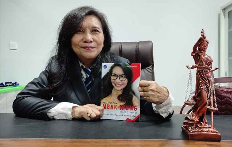 Siti Sapurah ditemui di kantornya.