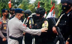 Upacara Purna Tugas, Personil Brimob Maluku, berlangsung di lapangan Polda Maluku, letkol Pol Chr Tahapary, kota Ambon