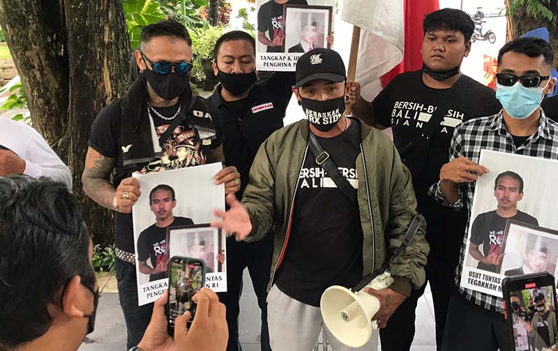 Warga demo minta Polri tangkap pelaku pelecehan simbol negara