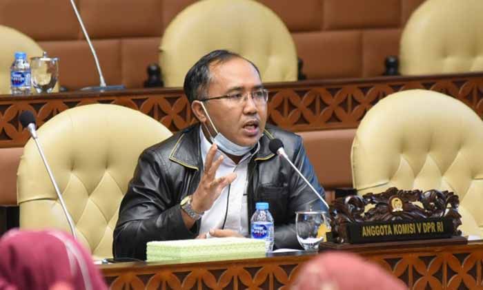 Anggota Komisi V DPR RI Suryadi Jaya Purnama
