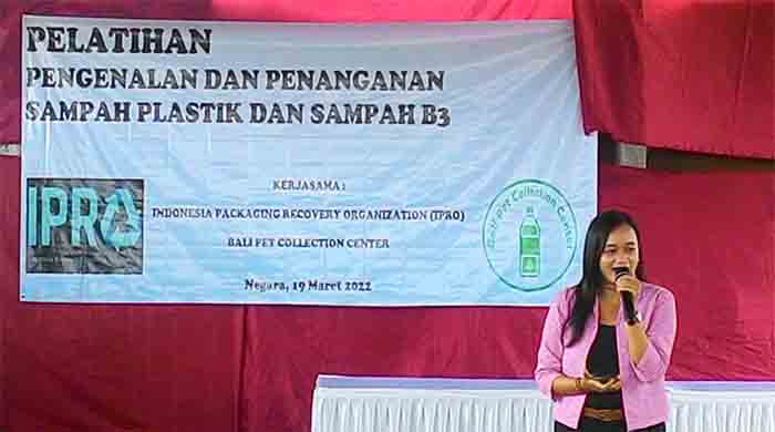 BWC memberikan pelatihan pengenalan dan penanganan limbah b3