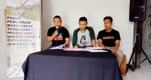 WALHI Bali memberikan keterangan pers