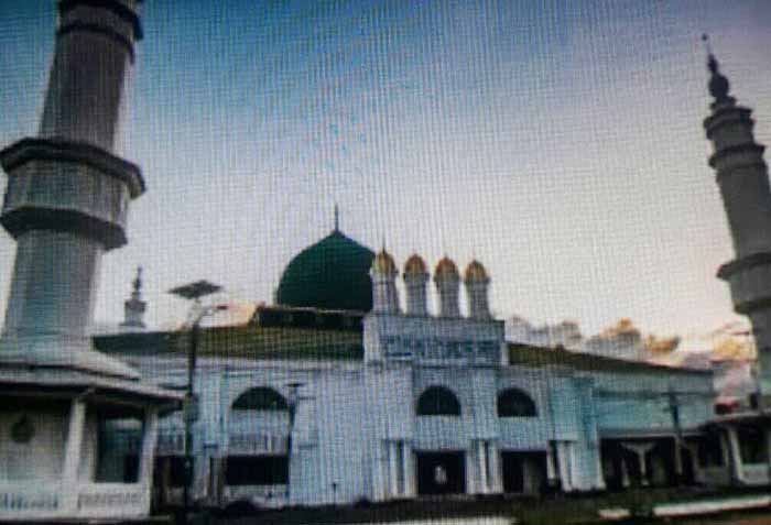 Mesjid Raya Sanana, Kabupaten Kepulauan Sula, Provinsi Maluku Utara