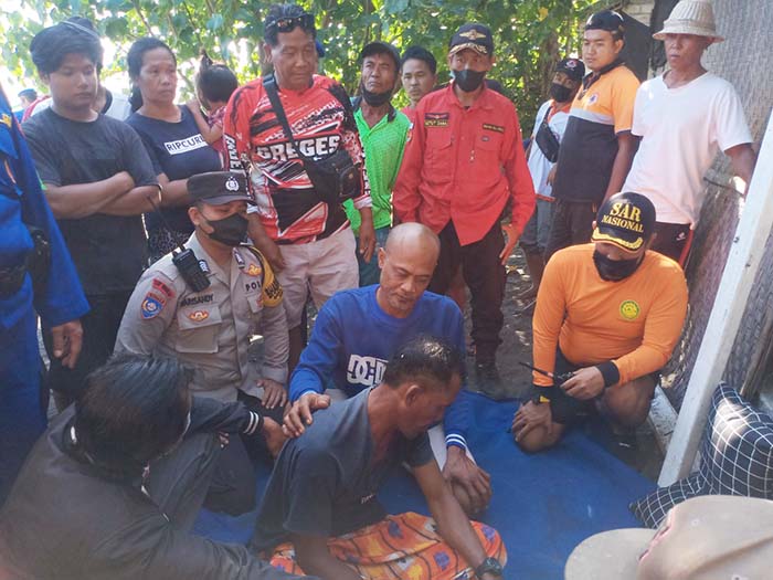 Jukung Tenggelam Saat Melaut, Nelayan di Buleleng Selamat Dari Maut