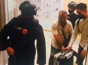 KPK berhasil sita lima koper berisi dokumen di Pemkot Ambon