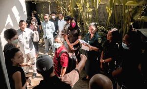 Sidang pemeriksaan setempat kasus pencurian dengan kekerasan yang dilakukan warga asing