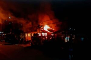 atu buah rumah milik Berty Dias, di lahap sijago merah