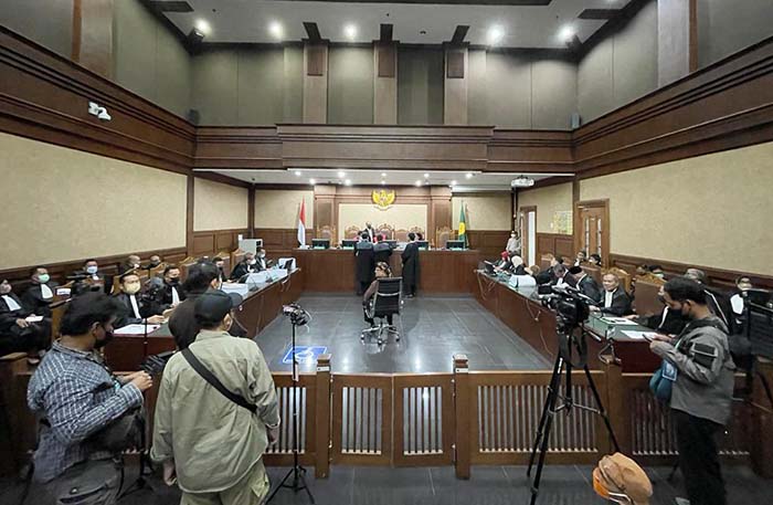 persidangan edy mulyadi