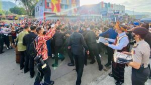 JOKOWI KUNJUNGAN DI ENDE
