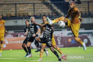 bayangkara fb vs bali united