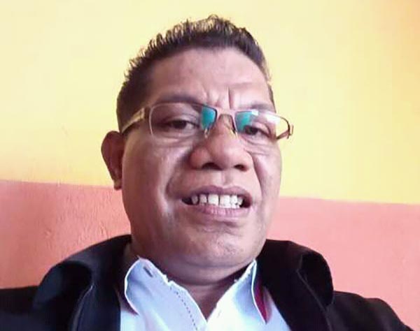 Direktur Eksekutif Maluku Demokrasi Bersih (MDB), Paet Letelay, S.H., M.H.
