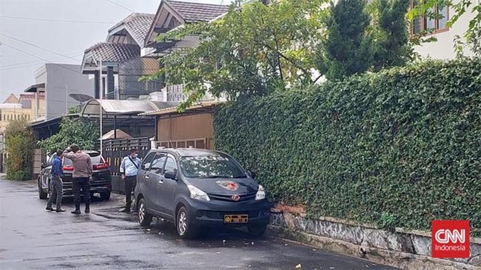 Polisi Perketat Penjagaan TKP Penembakan Brigadir J di Rumah Ferdy Sambo