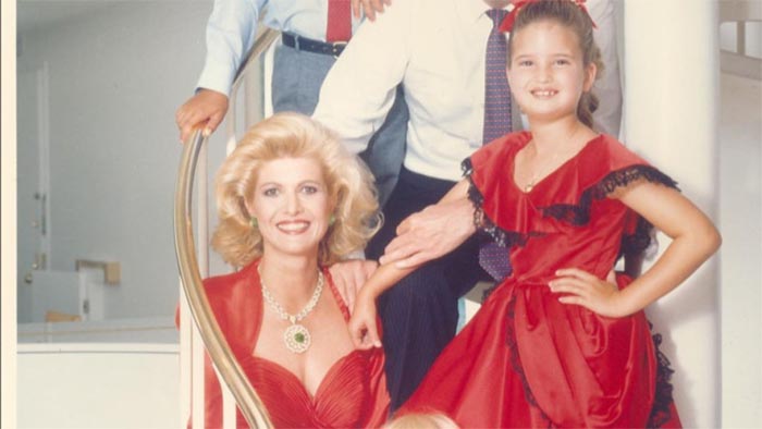 Ivana Trump bersama keluarga.