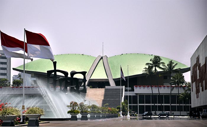 gedung DPR RI