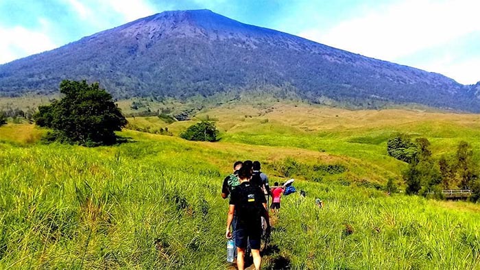 Pendakian ke Gunung Rinjani