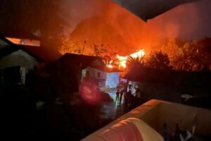 Koskosan Milik Valdo Ferdinandus yang berada Dikawasan Passo, Kota Ambon, Dilahap Sijago Merah