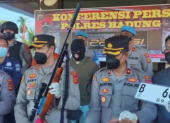 Pelaku penembakan dari dalam mobil, Abby ditangkap oleh Satreskrim Polres Badung.