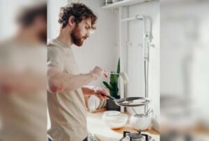 Weekend cheating aman tanpa beban - pexels