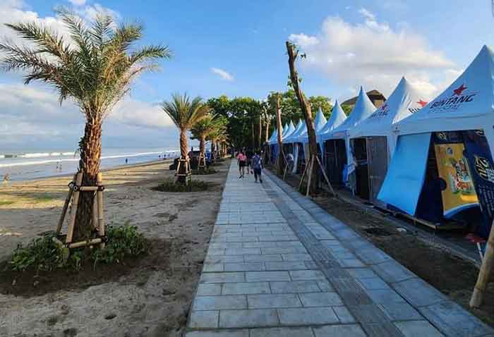 Pemandangan Pantai Kuta Makin Indah, Empat Jenis Tanaman Perindang Bikin Teduh