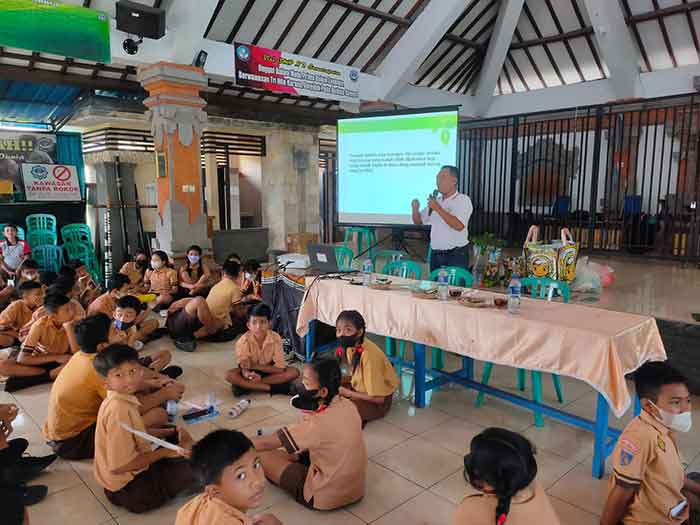 Greenpreneurship, Wujudkan Siswa SMPN 2 Semarapura Ramah Lingkungan