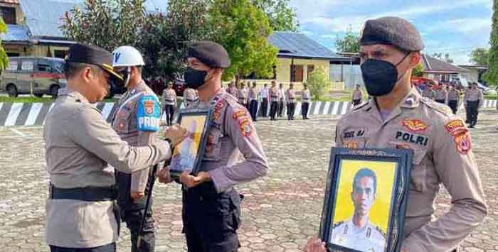 Kapolres Malra pimpin upacara Pemberhentian Tidak Dengan Hormat (PTDH) bagi dua orang personil polres Tual.