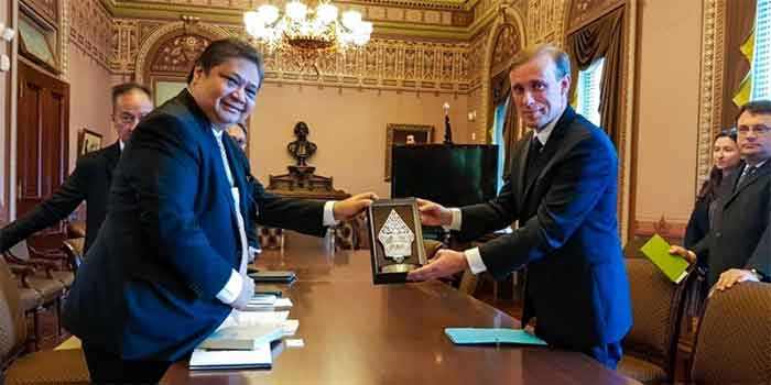 Menteri Koordinator Bidang Perekonomian, Airlangga Hartarto dengan Assistant to the President for National Security Affairs (APNSA) AS, Jack Sullivan.