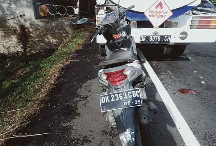 Sepeda motor korban diamankan polisi, Jumat malam (14/8/2922).