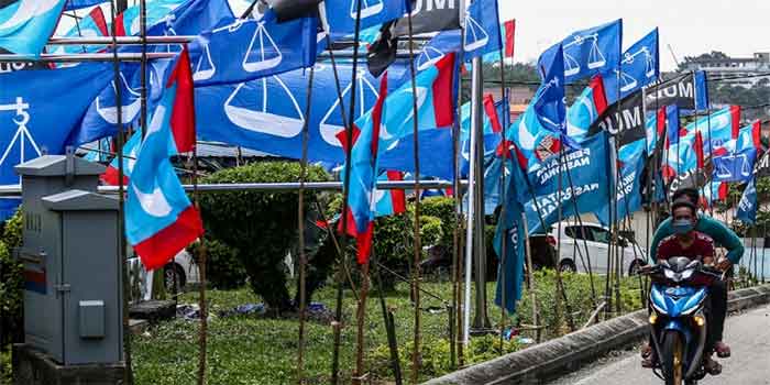 Bendera partai di Malaysia