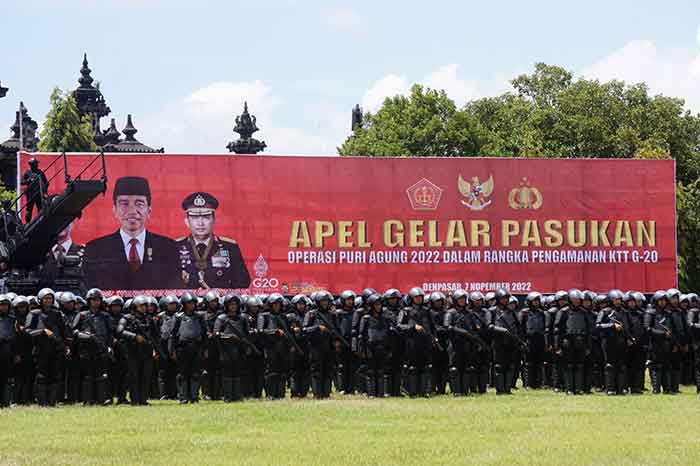 Suasana Gladi Pengamanan KTT G20 di Lapangan Renon Denpasar, Minggu (6/11/2022).