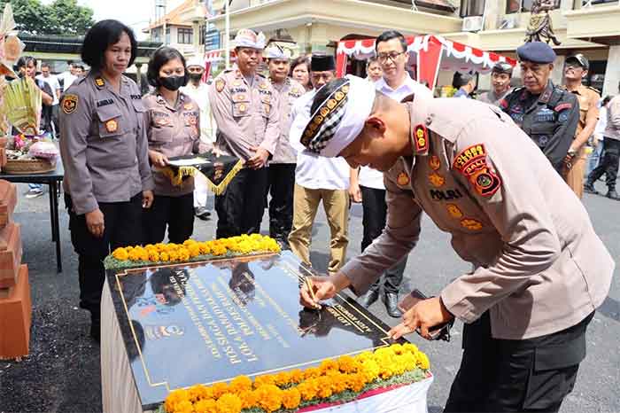 Kapolres AKBP Leo Dedy Defretes Resmikan Pos Siaga dan Penjagaan Loka Danadyaksa Diraya.