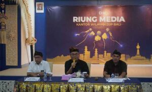 Kepala Kanwil DJP Bali saat memberikan keterangan di Kanwil DJP Bali, Kamis (29/12/2022).