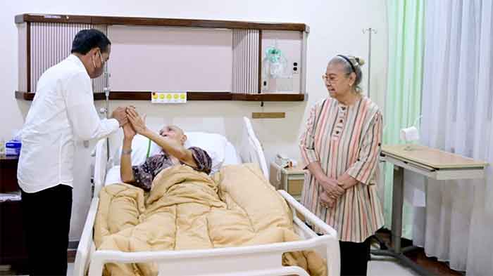 JOKOWI-JENGUK-TRY-SUTRISNO