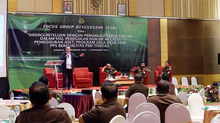 Kepala Pusat Penerangan Hukum (Kapuspenkum) Kejaksaan Agung Ketut Sumedana menjadi narasumber pada sesi terakhir dalam Focus Group Discussion (FGD) Bidang Intelijen