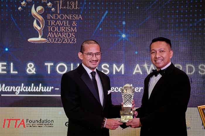 Sandiaga Uno Raih Penghargaan ‘Indonesia…