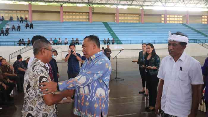 Bupati Jembrana I Nengah Tamba bersilaturahmi dengan para Juru Dinas.