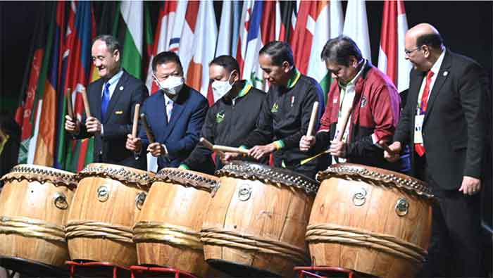 Presiden Joko Widodo secara resmi membuka penyelenggaraan Kejuaraan Dunia Wushu Junior Ke-8 Tahun 2022. di Hall Nusantara, Indonesia Convention Exhibition (ICE) BSD City, Kabupaten Tangerang, Provinsi Banten, pada Senin, 5 Desember 2022.