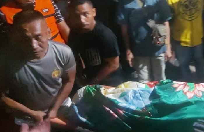 Jenazah Mohamad Hafid di evakuasi ke Rumah Sakit Bhayangkara Tantui, Ambon.